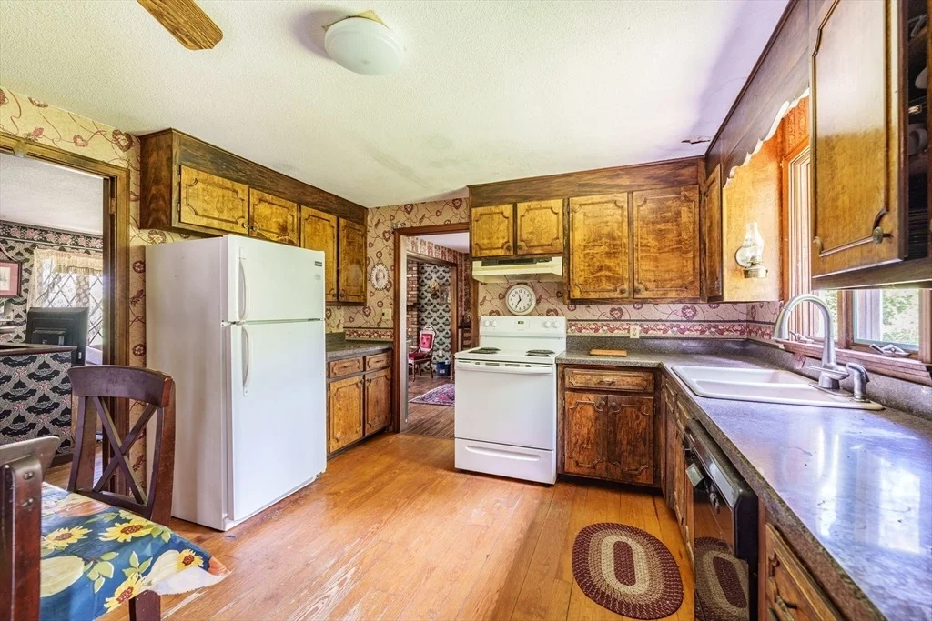 Photo of 189 Scantic Rd.