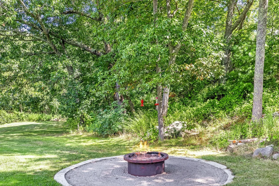 Photo of 250 Cameron Dr