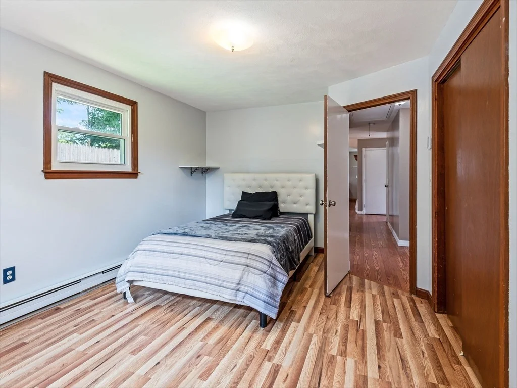 Photo of 39 Barbara Ave