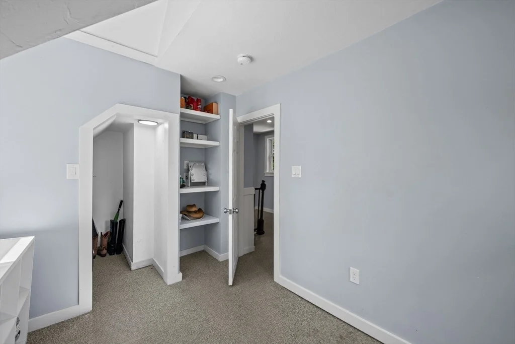 Photo of 24 Bowker Ave