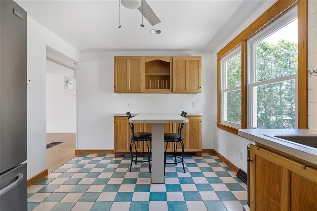 Photo of 32 Bayberry