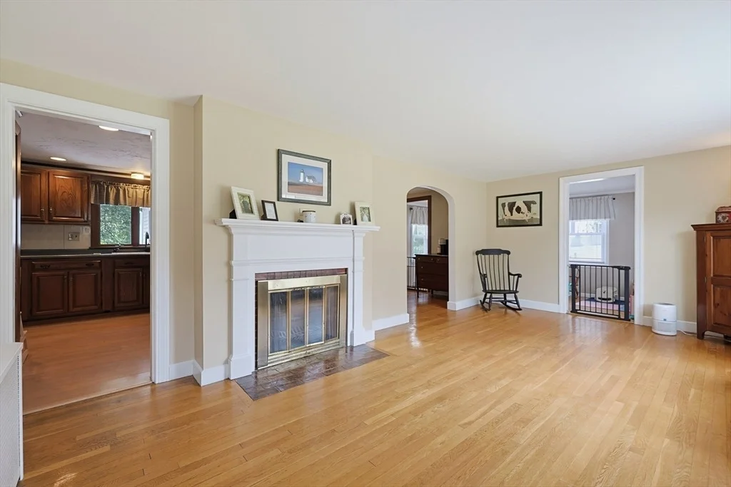 Photo of 4 Loring St