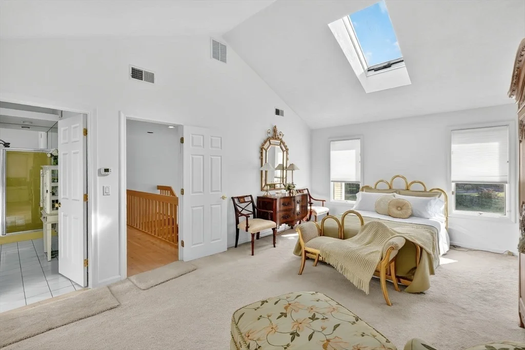 Photo of 202 Williamsburg Dr