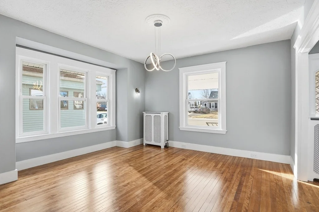 Photo of 323 Burncoat Street