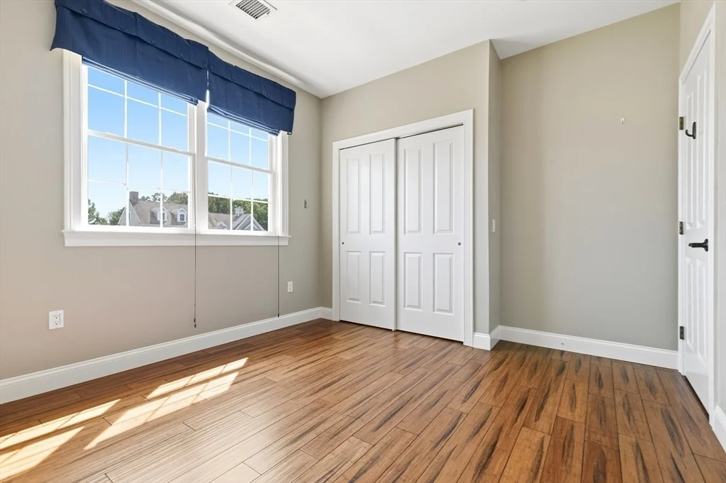 Photo of 80 Oregon Ave