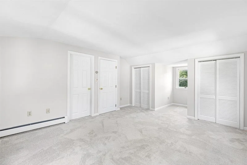 Photo of 273 River St