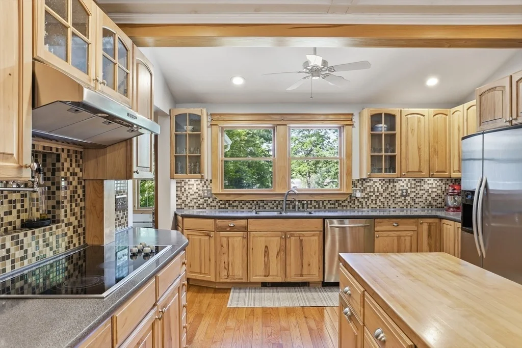 Photo of 32 Sandy Pond Rd