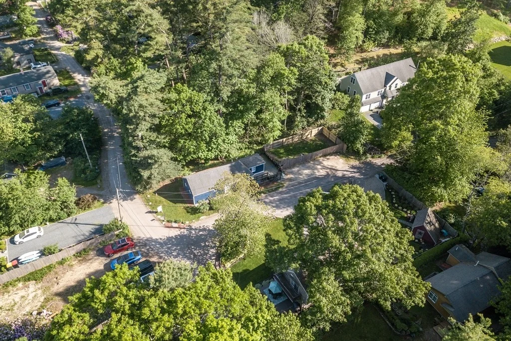 Photo of 254 Lakeside Road