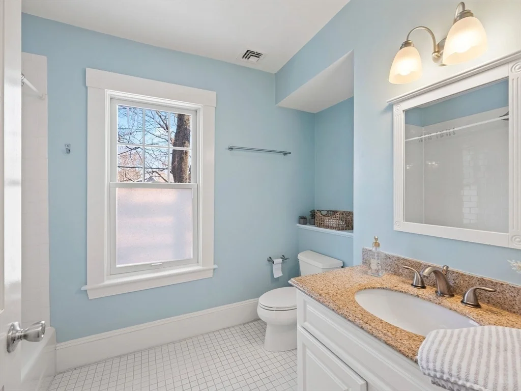 Photo of 20 Maple Street