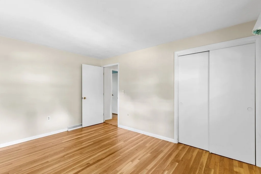 Photo of 14 Oxbow Rd
