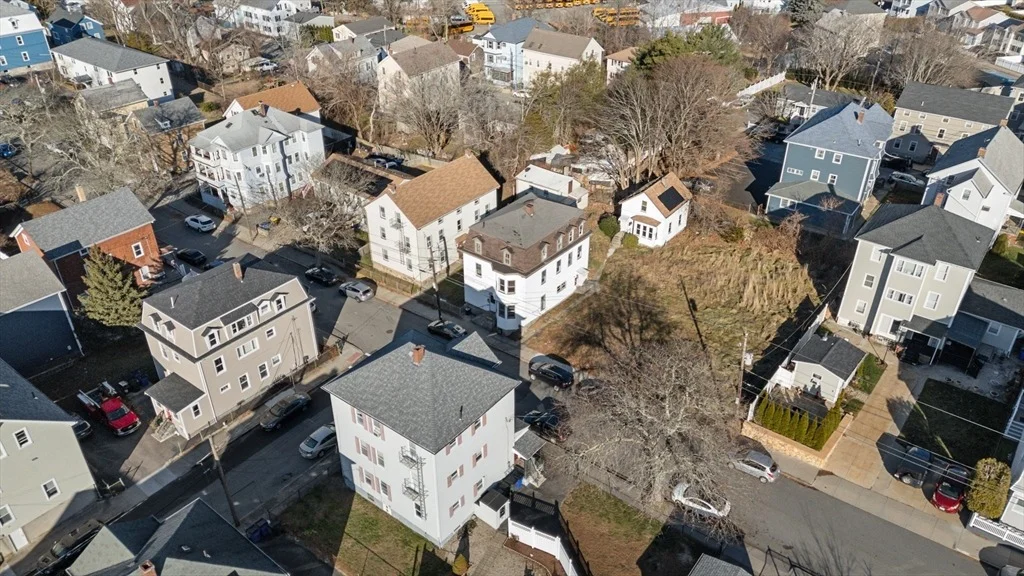 Photo of 482 Snell St
