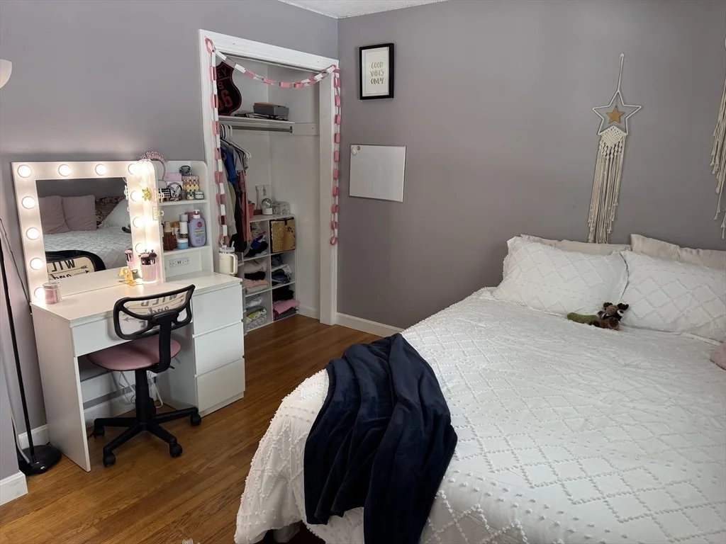 Photo of 31 Strowbridge Road