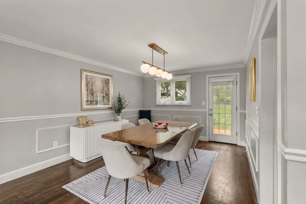 Photo of 150 Woodbine Circle