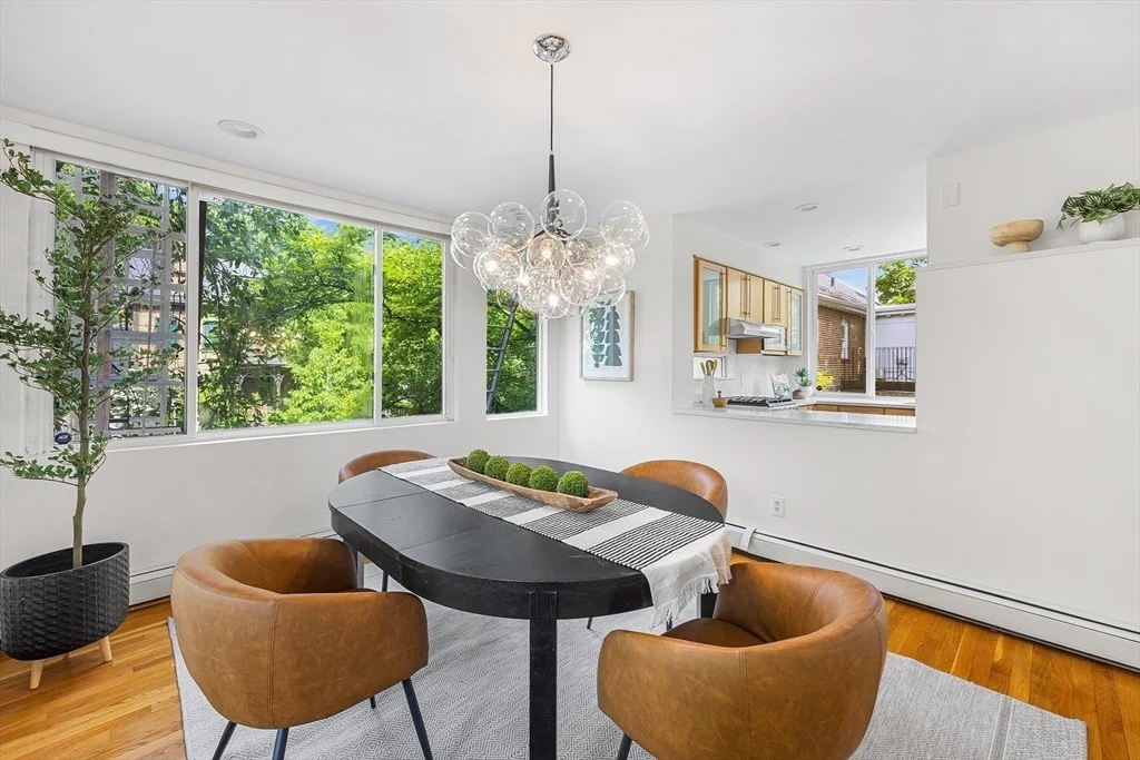 Photo of 16 Ellery Square