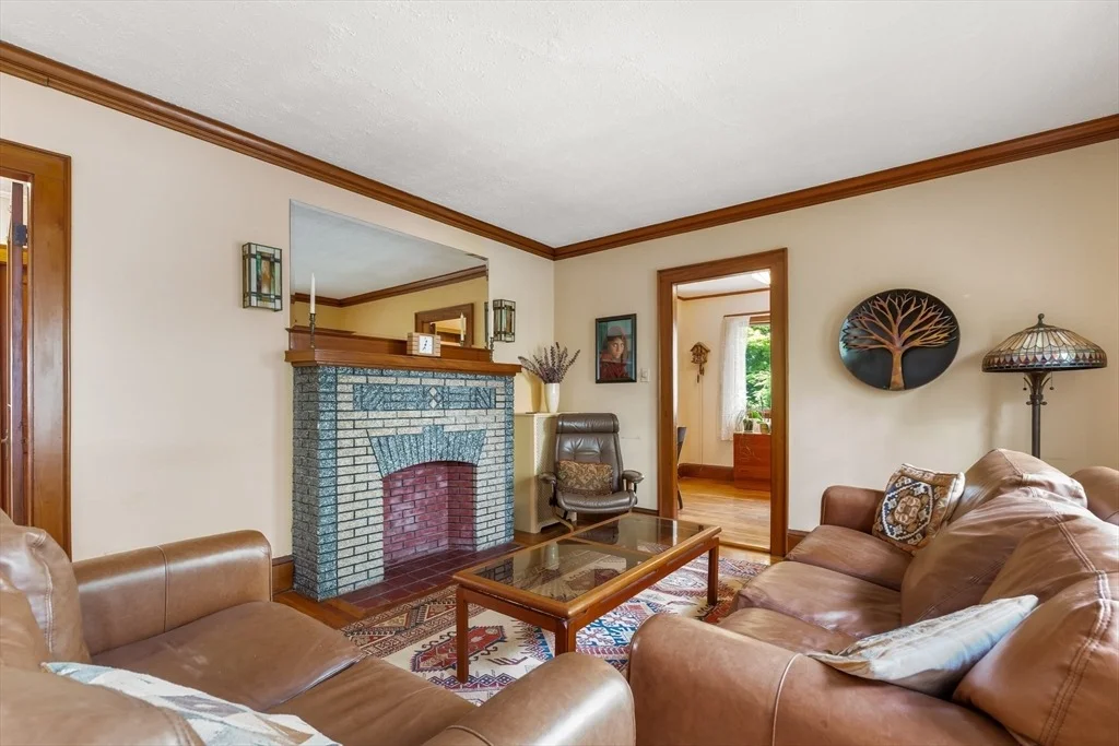Photo of 12 Grandview Rd