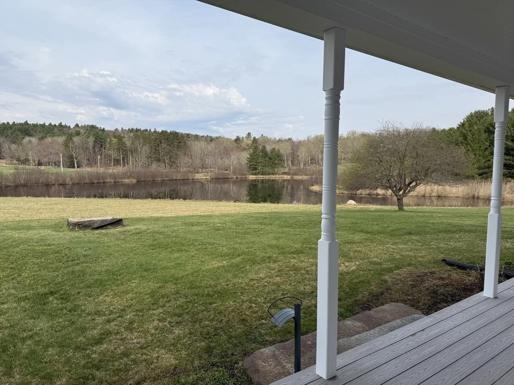 Photo of 398 Old Post Rd