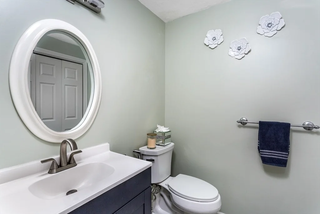 Photo of 49 Palomino Dr