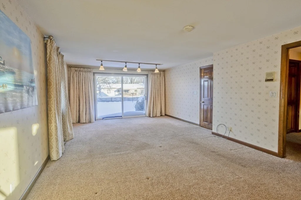 Photo of 119 Oakridge St.