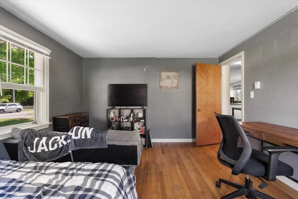 Photo of 42 W Mountain Rd