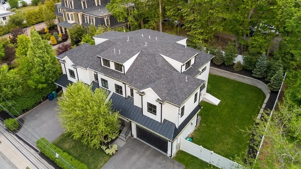 Photo of 1124 Chestnut St