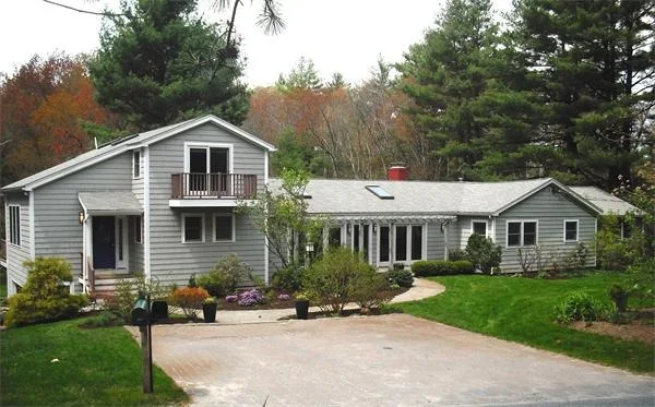 Photo of 391 Maple Street