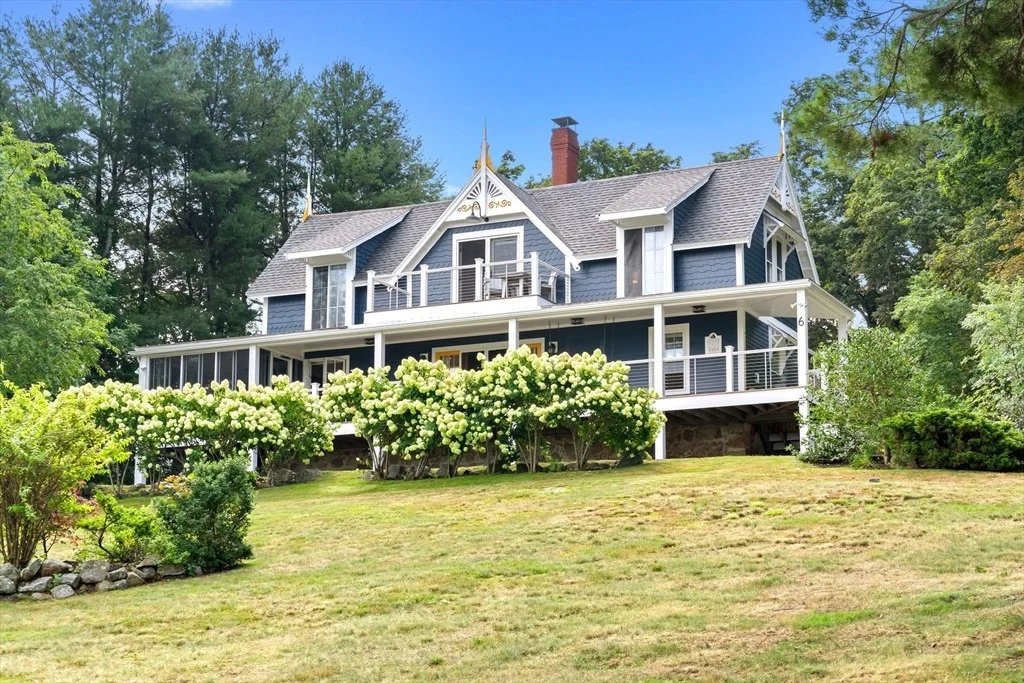 Photo of 6 Pew Ave