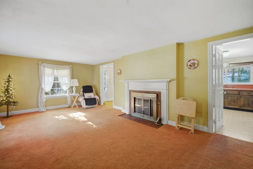 Photo of 46 Puritan Cir