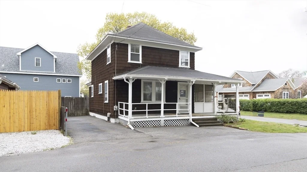 Photo of 51 Oniska St