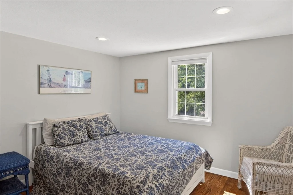 Photo of 4 Forsythia Dr