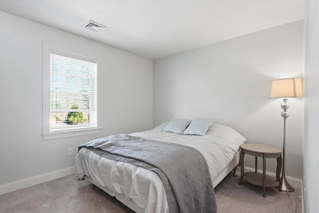 Photo of 20 Fiske Ave