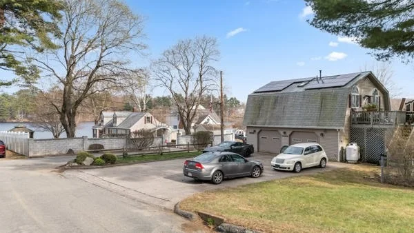 Photo of 111 & 112 Maple Way