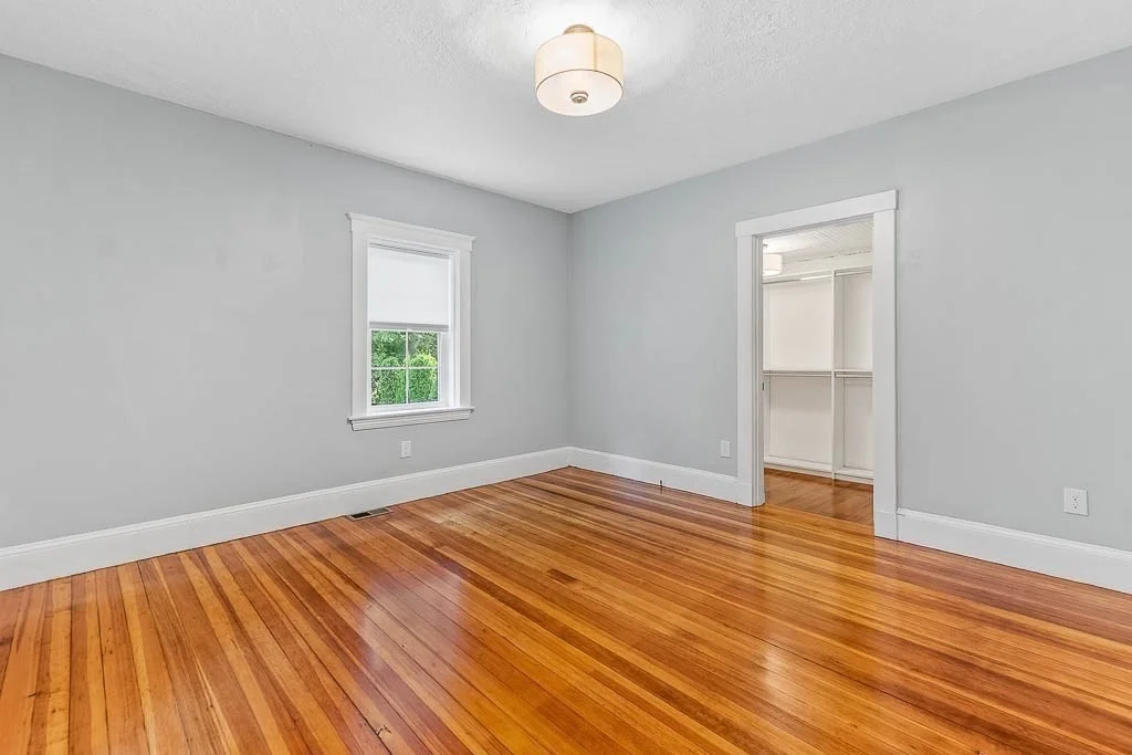Photo of 1545 Main St
