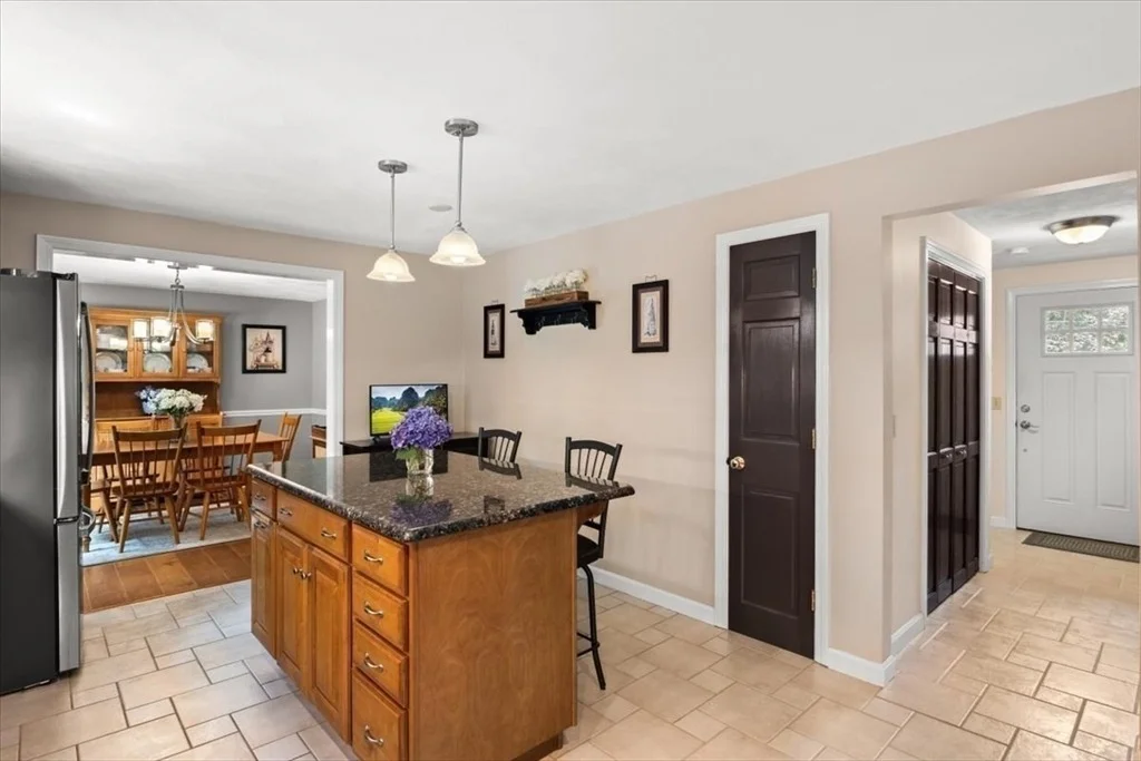 Photo of 7 Strawstone Lane