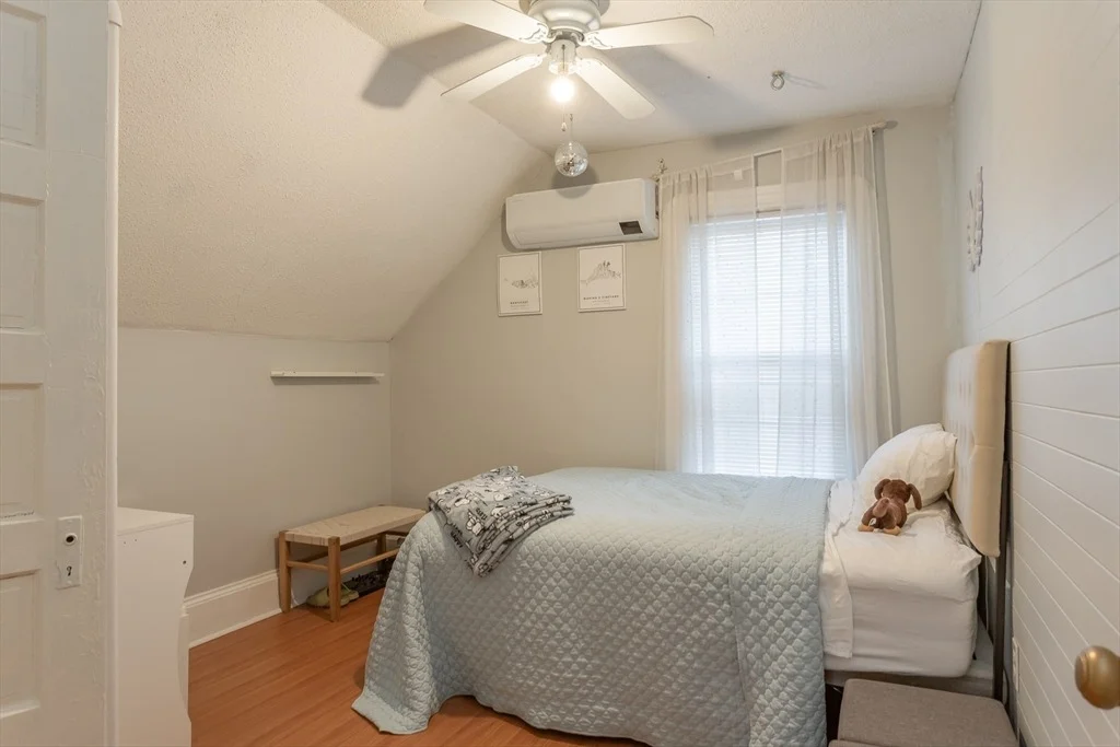 Photo of 39 Veranda Ave