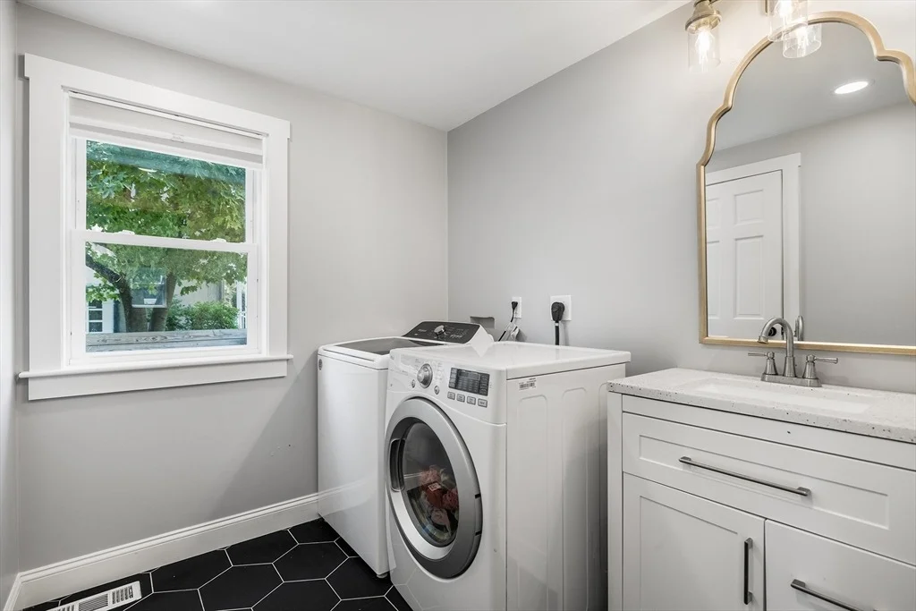 Photo of 342 Franklin St