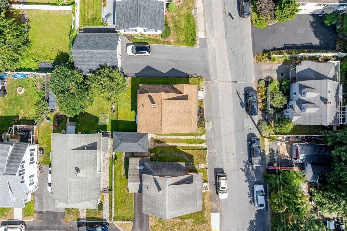 Photo of 308 Bridle Path