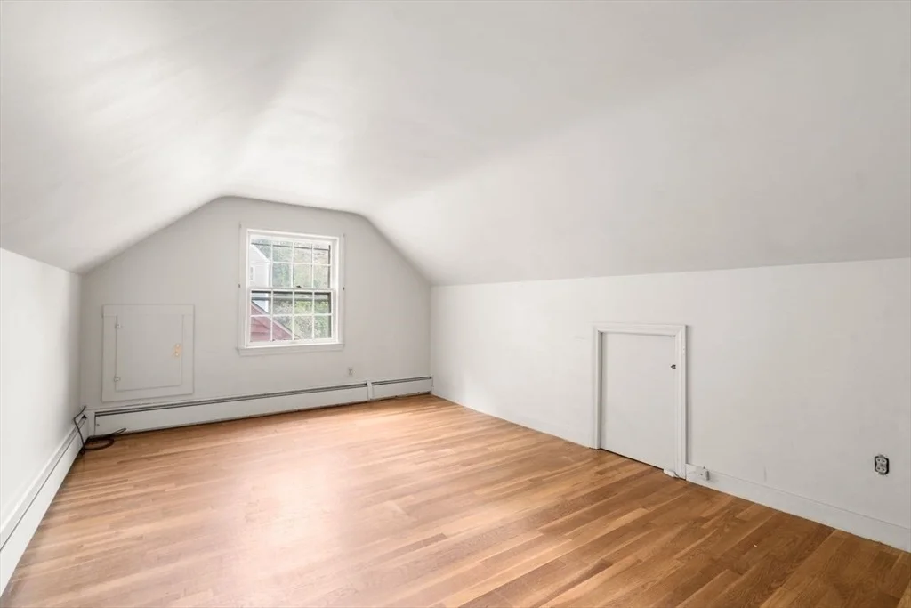 Photo of 51 Wildrose Ave