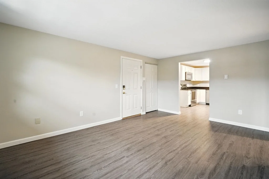 Photo of Unit F at 2 Maple Crest Cir