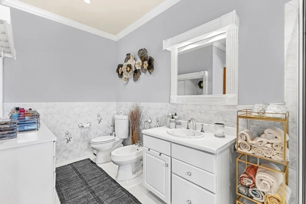Photo of 201 Montgomery Cir