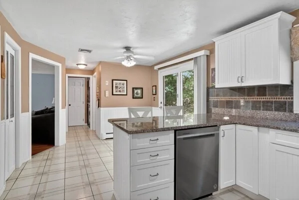 Photo of 16 Beaverbrook Road