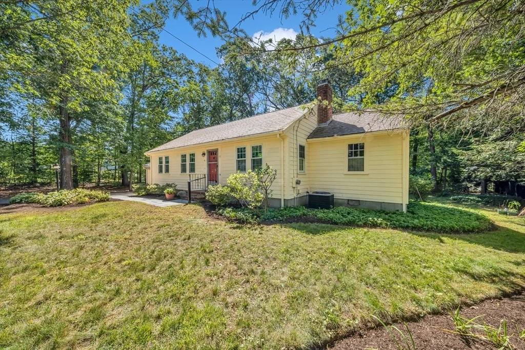 Photo of 43 Plain Rd