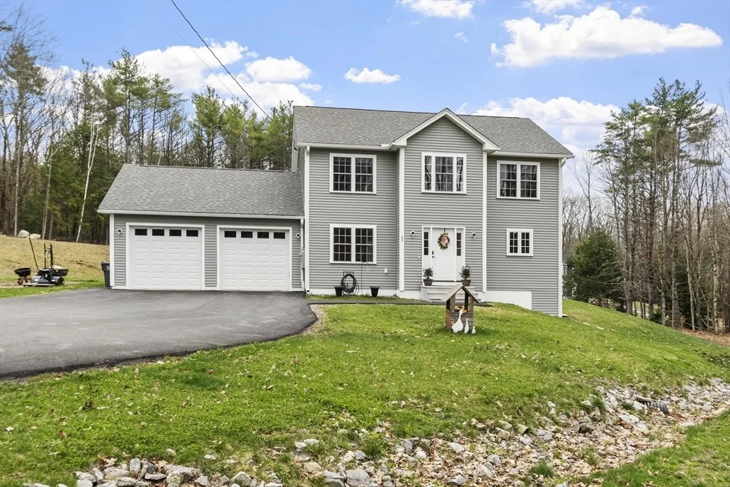 Photo of 40 Doyle Ave