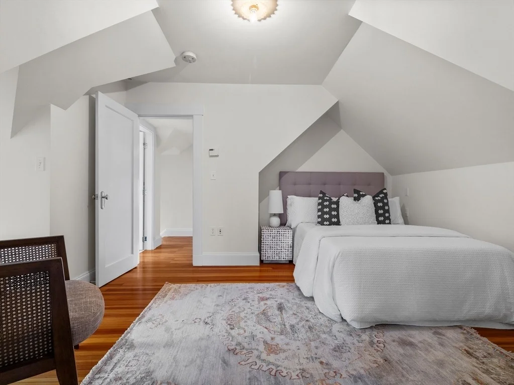 Photo of 4 Middlesex St