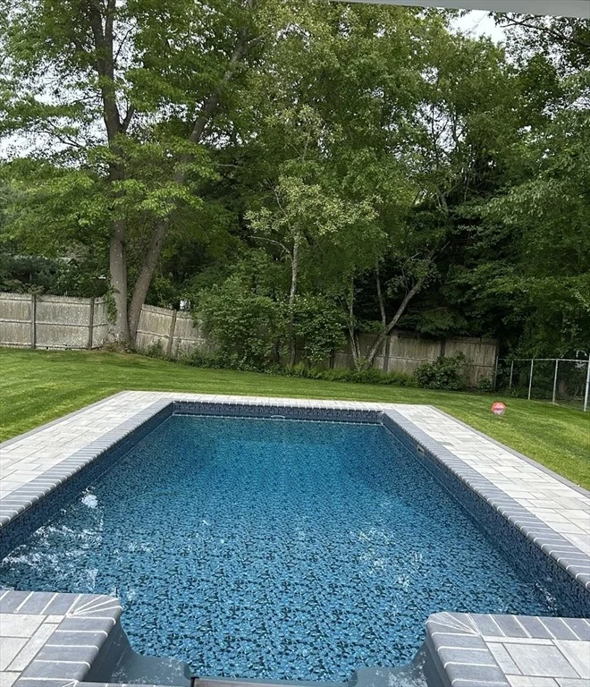 Photo of 46 Puritain Drive