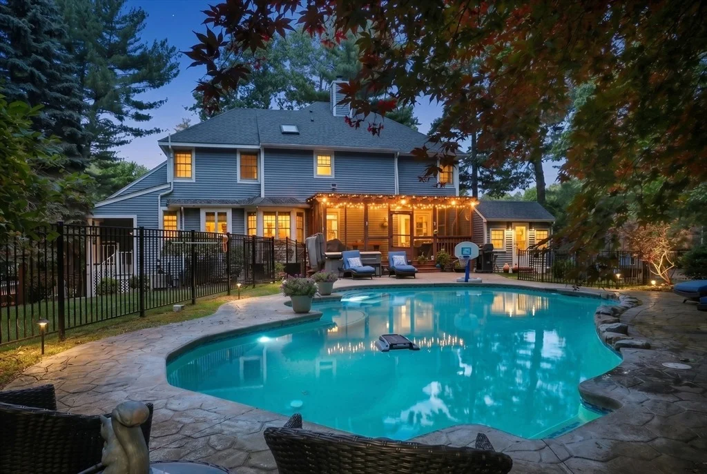 Photo of 4 Burnham Dr