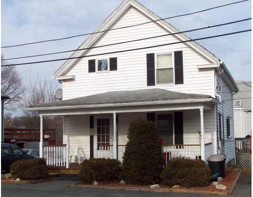 Photo of 18 Riverside Court