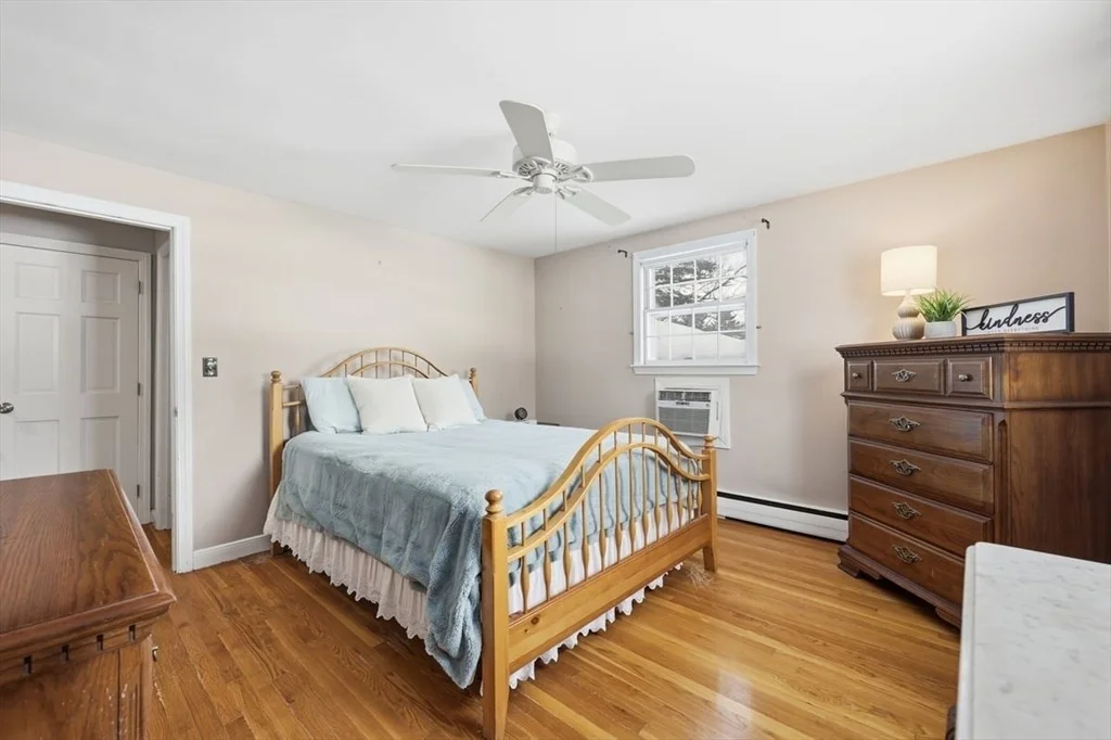 Photo of 276 Pond Street