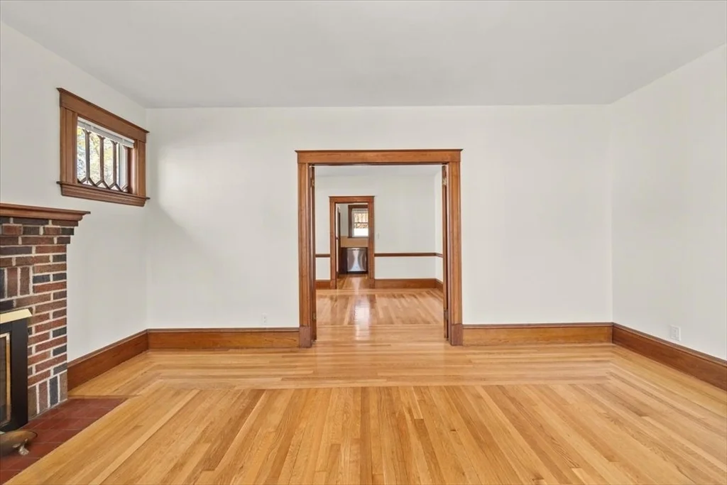 Photo of 153 Brookside Ave.