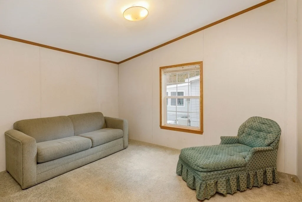 Photo of 90 Earl Drive