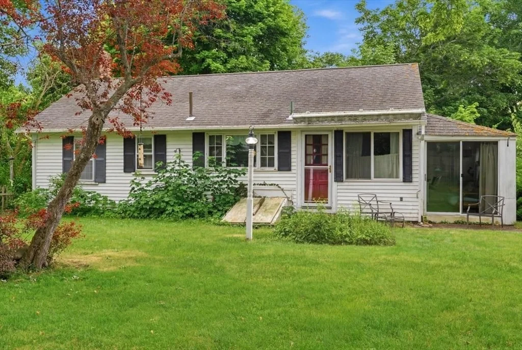 Photo of 127 Pine Ave